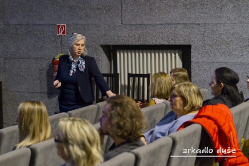 20230227-zrkadlo-duse-09