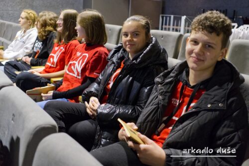 20230227-zrkadlo-duse-20